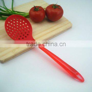 Nylon Handle Red Color Silicone Skimmer photo-3