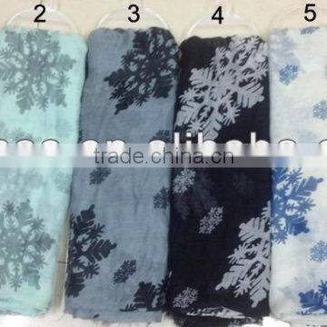 Fashion high quality 100%polyester printing snow new scarf STOCK!