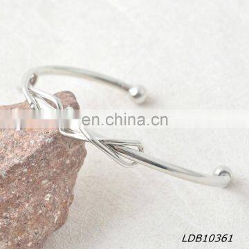 Immitation Rhodium Bowknot Statement Casting Cuff Bracelet