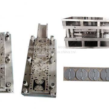Exported American wind blade progressive die