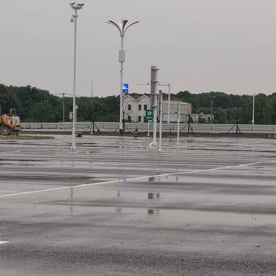 22 Sets of 800x1400mm Single-sided LED Pole Displays at the Baogu Lake Expressway Service Area in Wujin District, Changzhou, Jiangsu Province. photo-3