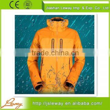 Newest waterpoof fashion cheap orange softshell jacket in winter