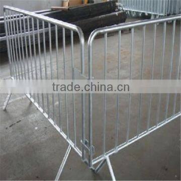 cheap sale steel pipe crowd control barrier/ Portable fence panelfor (factory price)