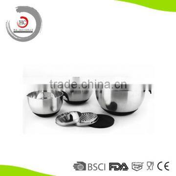 Stainless steel salad bowl set of 3 with non-skid silicone bottom