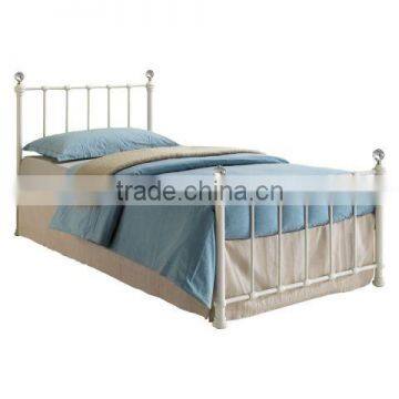 Iron Bed With Crystal