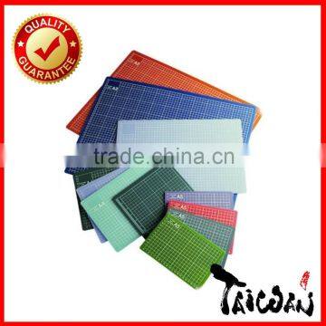 Manufacturer Direct 18 x 12 cut and sew self-healing cutting mat