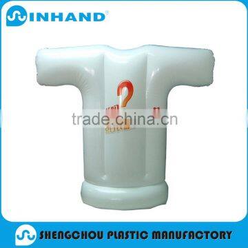 fashion and simplicitary inflatable Clothes with chinese printed for promotion
