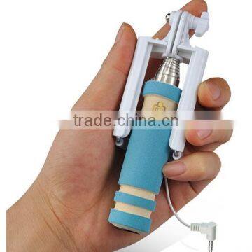 Cheap Aluminum Waterproof Selfie Stick Custom Logo photo-4