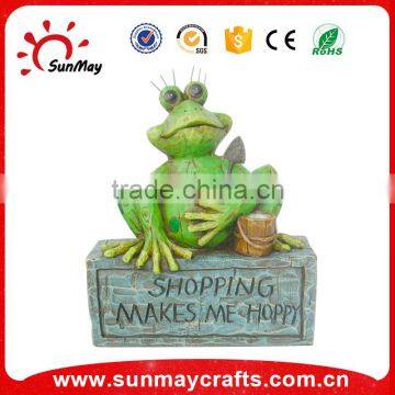 Hanging Garden Frog Figurine photo-3