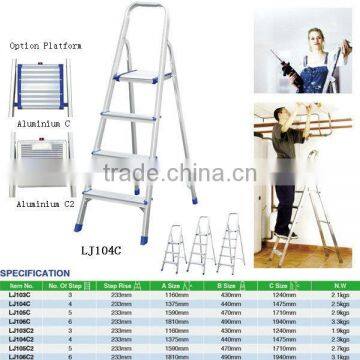 Aluminium step ladder