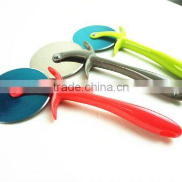 32066 Kitchen Gadget Kitchen Tool Round Pizza Cutter photo-2