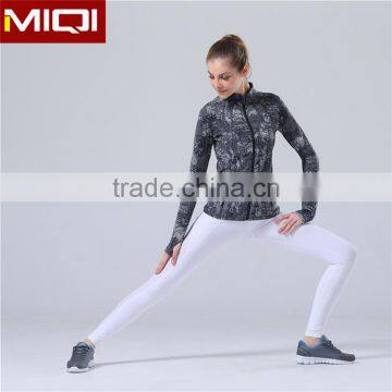 Yoga fashion sportswear low moq yoga wear bulk products from china