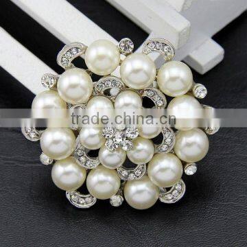 Custom Design Purple Enamel Flower Brooch High End Flower Tie Brooch Popular Bridesmaid Brooch for Wedding Invitations photo-3