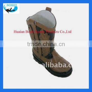 2013hot selling New style fashion kid gumboot