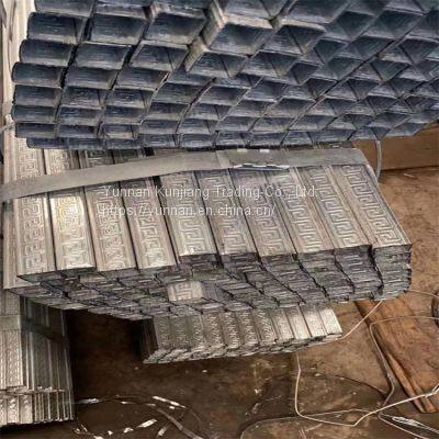 Yunnan Q235 square tube wholesale hot dip galvanized square tube 40 * 80 * 3 square tube Kunming sales square tube