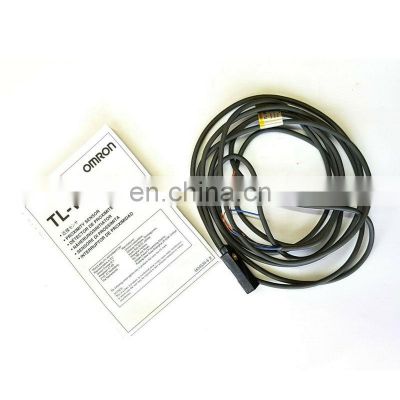 Brand new 1 X Omron TL-W3MC1 2M Proximity Sensor Inductive Motion Controller