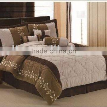 7Pcs Suede Embroidery Comforter Set