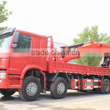 Howo 8*4 70T Crane Truck Gets up With the Heavy and Transport Vehicle Truck With Loading Crane photo-3