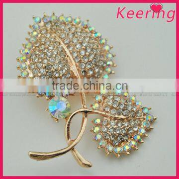 Hot sale leaf shape brooch in light gold plating WBR-1558