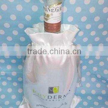 Round Satin Jewelry Pouch photo-4