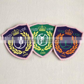 High Defination Unshaped Decorative Woven Patch With More Color Designs for School Clothing