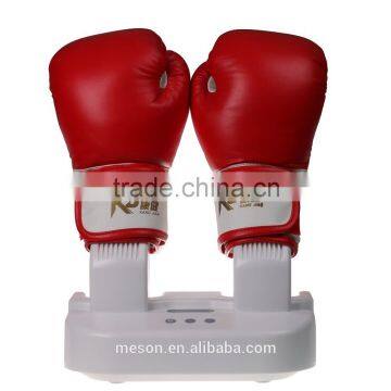 Electric glove heater and dryer for boxing gloves