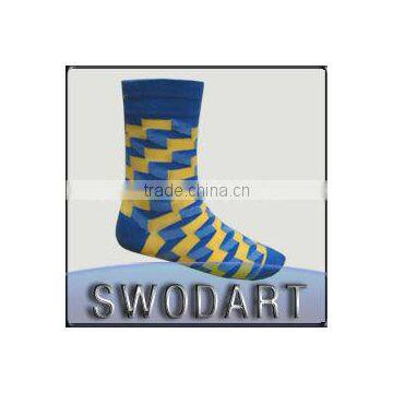 2016 newest fashion design ladder pattern custom socks