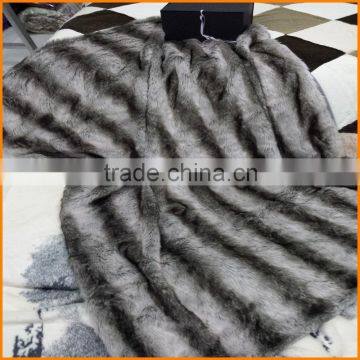 Luxurious comfort Striped Wolf Fur Throw Blanket