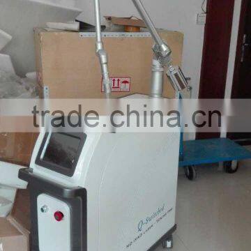 1064nm Vertical Q-Switch ND YAG Laser Tattoo Removal For Beauty Salon