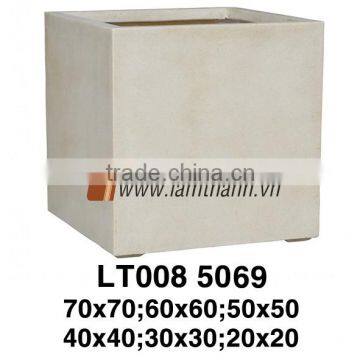 Vietnam Exporter Natural Indoor Cream Cube Poly Sante Plant Pottery