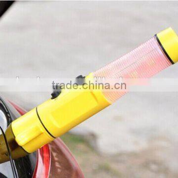 Wholesale Multifunction Emergency Safety Hammer With Flashlight & Belt Cutter photo-3