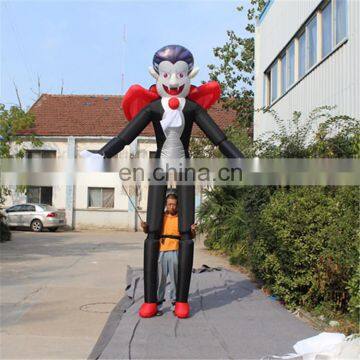 2017 new style stand walking vampire Dracula model inflatable on shoulders for decoration