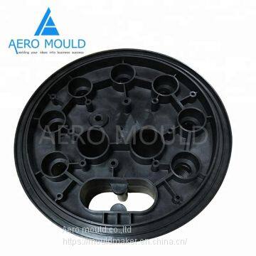 Fully automatically plastic part mould maker in Huangyan