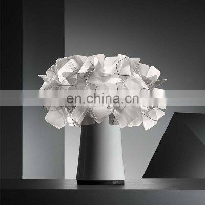 Italy Nordic Living Room Desk Light Bedroom Study Hotel Dining Room Decorative LED Romantic Table Lamp photo-2