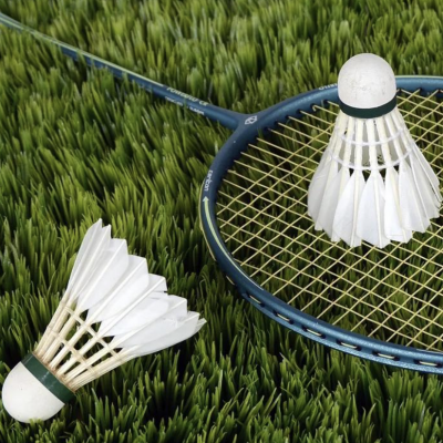 Professional Using Quality Badminton Shuttlecocks for Practise and Competition