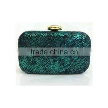 Soft Disseminated Texturesquare Clutch Bag photo-2