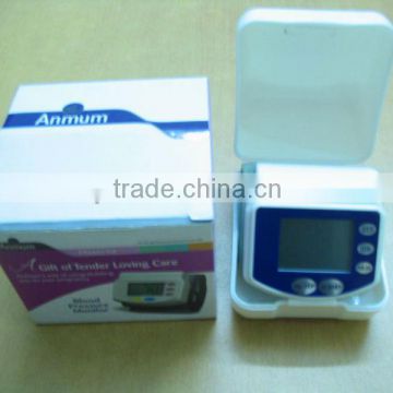 digital talking Wrist Blood Pressure monitor/meter for home use EA-BP66B,CE,ISO13485,FDA,ROHS