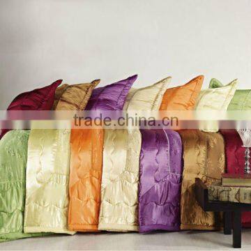 polyester satin jacquard summer quilt,filling 100% polyester