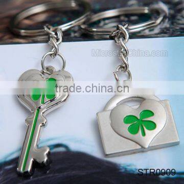 Lucky Four Leaf Clover Lock Shape Key Ring Chain                        
                                                Quality Choice