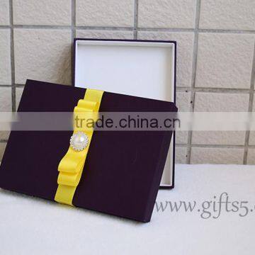 Wedding Invitation Decorative Silk Gift Boxes Made in China photo-5
