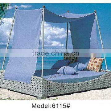 Rattan outdoor beach sunbed with tent canopy queen size rattan bed with canopy