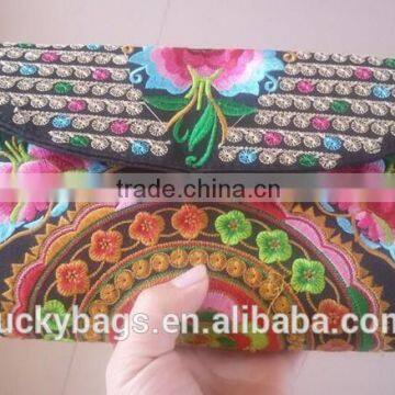 Ladies fashion clutch bag/messenger bag young models bags embroidered bags