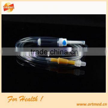 Sterile infusion set with needle with filter