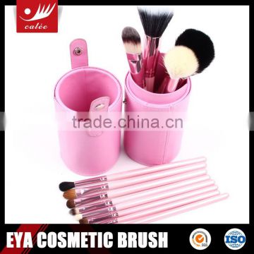 Convenient pink cosmetic brush set with OEM design