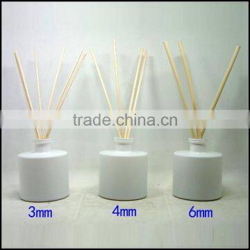 Luxury Aroma Reed Diffuser White Frosted Glass Bottle With Rattan Reed Stick