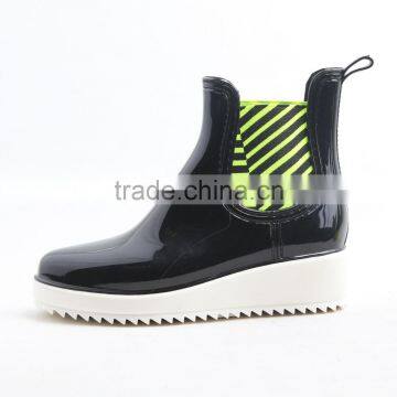 New Design Wedge Thick Heel Chelsea Shiny PVC Chelsea Rain Boots Women photo-4