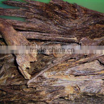 First Grade Agarwood Oil Exporters photo-2