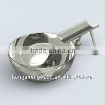 Bowl shaped ashtray with silver color for home decoration