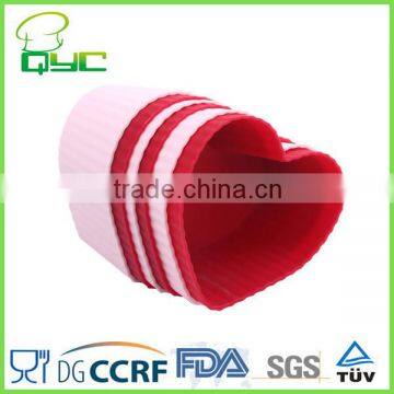 China Manufacture Wholesale Baby Bake Cake Heart Shaped Silicone Cupcake Mold