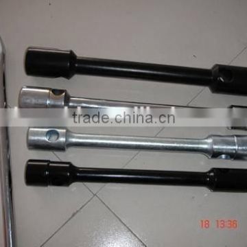 Wheel Wrench with screwdriver